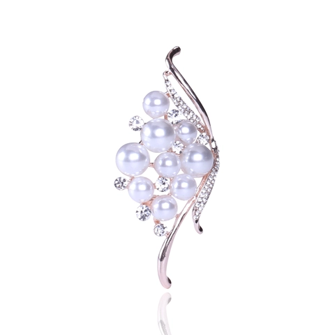 Elegante Spilla in Lega con Perle Artificiali e Strass Design Aerodinamico Vintage Spilla per Abbigliamento Donna per Matrimoni