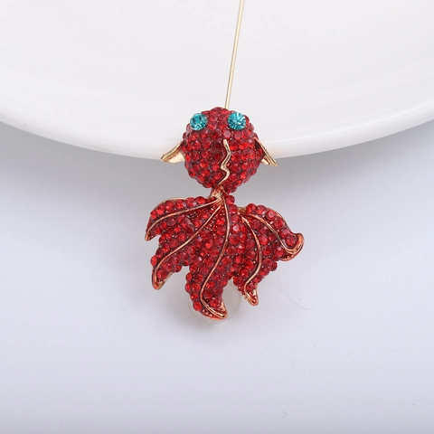 Vintage Legering Strass Rode Goudvis Broche Speld Voor Dames Mode Chinese Stijl Dierlijke Broche Accessoire Sieraden Cadeau