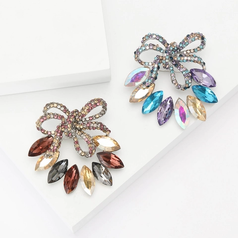 Elegante Broche de Lazo de Aleación para Mujer Brillante Alfiler de Strass Incrustado para Abrigo Cárdigan Accesorio de Moda Joyería Regalo