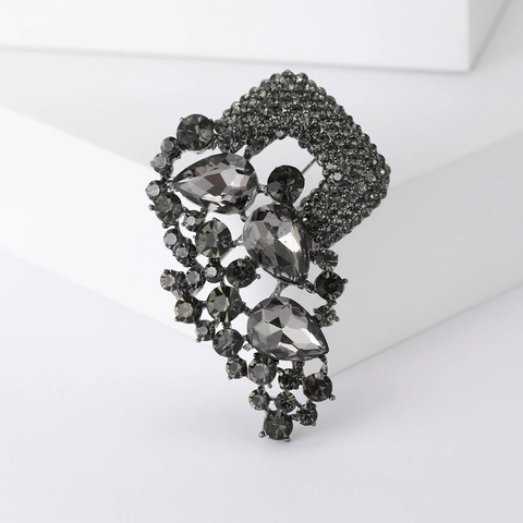 Broche Vintage en Alliage avec Strass et Cristal en Forme de Larme pour Femmes Bohème Élégant Accessoire de Vêtement Bijoux
