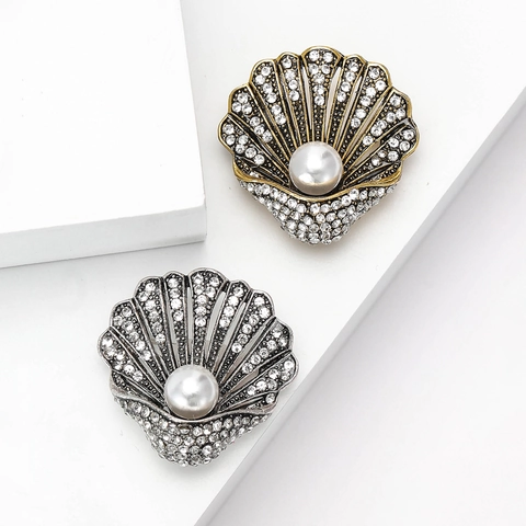 Spilla a Forma di Conchiglia Vintage in Lega per Donna Elegante Spilla in Strass e Perla Artificiale Gioielli Decorativi per Cappotto