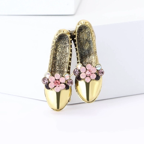 Vintage Alloy Shoe Shaped Brooch With Pink Purple Rhinestone Flower Retro Gold Metal Suit Pin For Women Jewelry Accessory
