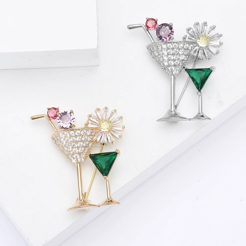Luxus Kupfer Zirkonia Cocktailglas Brosche Mikro-Pave Gänseblümchen Blume Pin Für Damen Party Mode Schmuck Zubehör