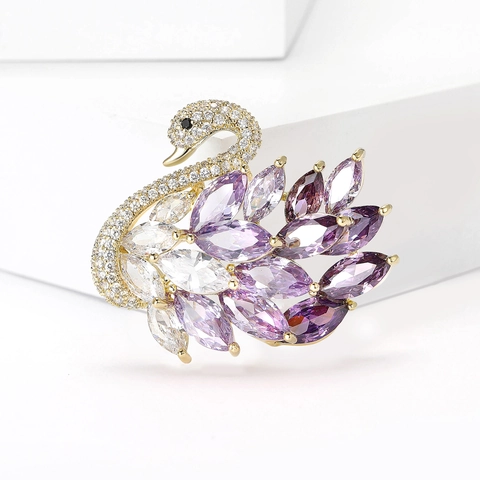Elegante Spilla a Cigno in Rame e Zirconia per Donna Gioiello con Gemma Taglio Marquise Pin Animale per Banchetto Matrimonio