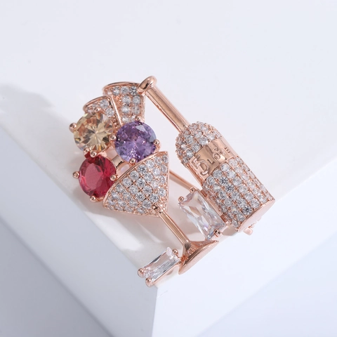 Broche Créative Bouteille De Vin Verre À Cocktail Mode Strass Micro-Incrusté Bijoux En Cuivre Épingle De Revers Pour Femme Cadeau De Fête