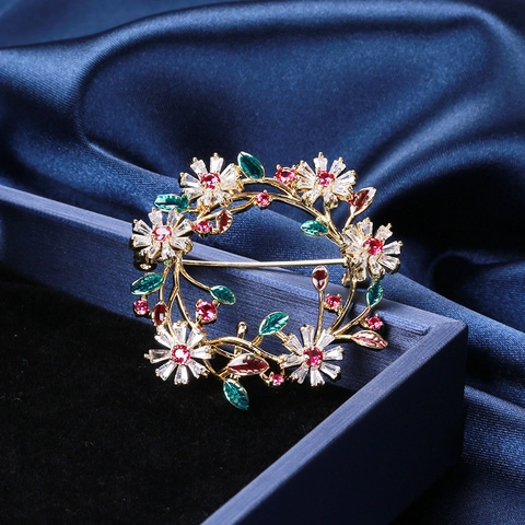 Elegante Spilla a Ghirlanda di Fiori in Rame e Zirconia da Donna Oro Multicolore Smalto Floreale Pin Matrimonio Gioielli Regalo