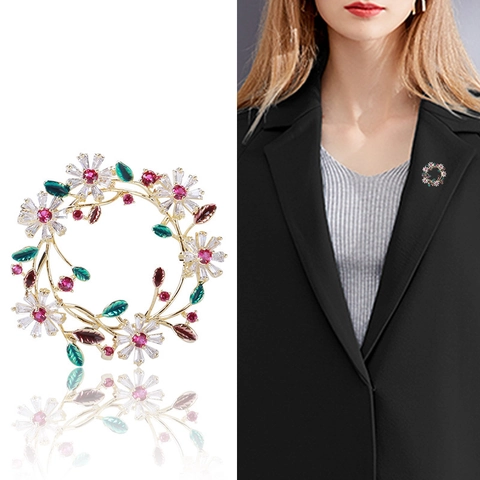 Elegante Spilla a Ghirlanda di Fiori in Rame e Zirconia da Donna Oro Multicolore Smalto Floreale Pin Matrimonio Gioielli Regalo