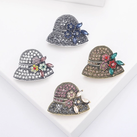 Spilla a Forma di Cappello Vintage in Lega con Strass per Donna Elegante Fiore Intarsiato Spilla da Bavero Gioielli Accessori