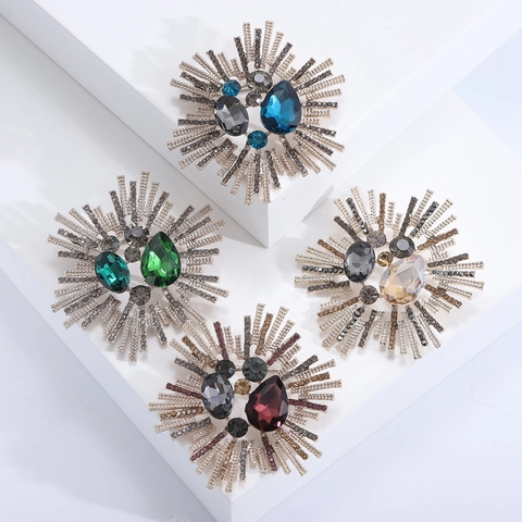 Vintage Luxurious Starburst Brooch Pin Alloy Large Rhinestone Water Drop Colorful Crystal Breastpin For Women Wedding Party Jewelry Gift