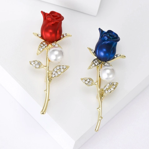 Elegante Spilla a Forma di Rosa in Lega Vintage per Donna Con Decorazione in Perla Artificiale e Strass Accessorio per Abiti Retro