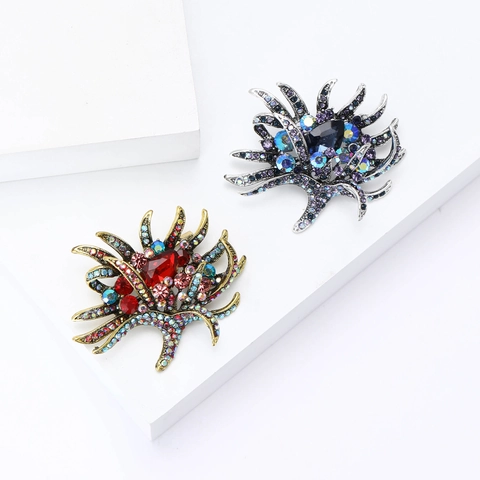 Vintage Legierung Strass Blumen Brosche Für Damen Luxuriöse Retro Kristall Bankett Kleid Brosche Elegante Hochzeit Schmuck Accessoire