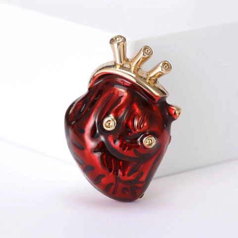 Spilla a Forma di Cuore Anatomico Gotico per Uomo Donna in Lega Smalto Rosso Oro Strass Creativo Medico Artistico Distintivo Gioielli Regalo