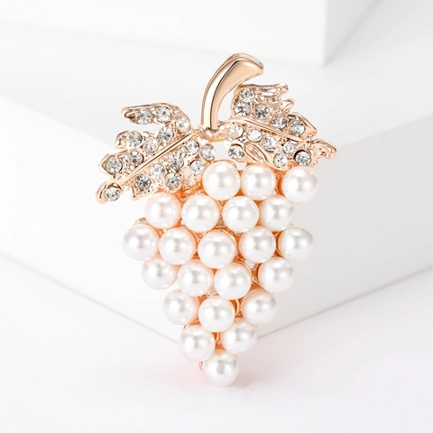 Eleganter Weintraube Frucht Brosche Für Damen Legierung Künstliche Perle Strass Anstecknadel Luxus Mode Schmuck Für Mantel