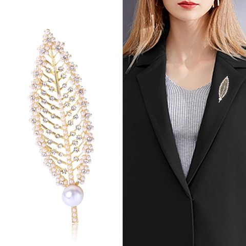 Élégante Broche Feuille en Alliage pour Femmes Avec Perle Artificielle et Strass Or Épingle de Mode pour Veste de Costume Manteau Bijoux