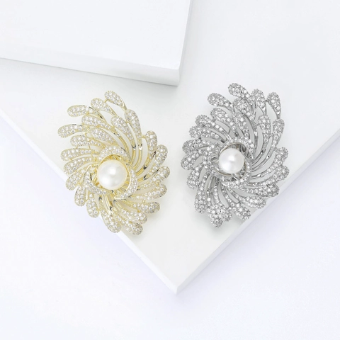 Elegante Spilla a Spirale in Rame Fuochi d'Artificio Con Zirconia e Perla Artificiale Lussuosa Spilla a Fiore per Donna Gioielli