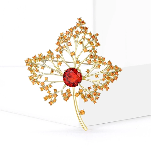 Lussuosa Spilla a Foglia di Acero in Rame e Zirconia per Donna Gioiello Foglia d'Autunno Rosso Granato Dorato Accessorio