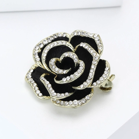 Elegant Camellia Flower Brooch Alloy Black Enamel Rhinestone Pin For Women Fashion OL Style Suit Dress Accessory Jewelry Gift