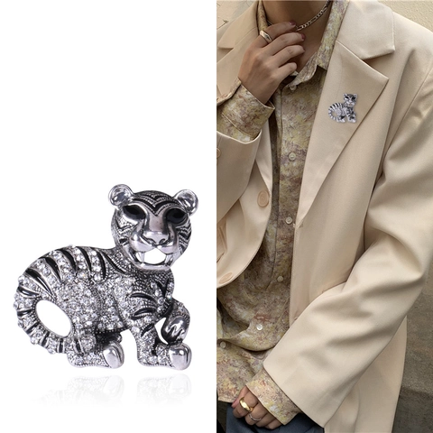 Vintage Legierung Strass Tiger Brosche Für Damen Tierform Nadeln Retro Mode Schmuck Kleidung Brosche Zubehör