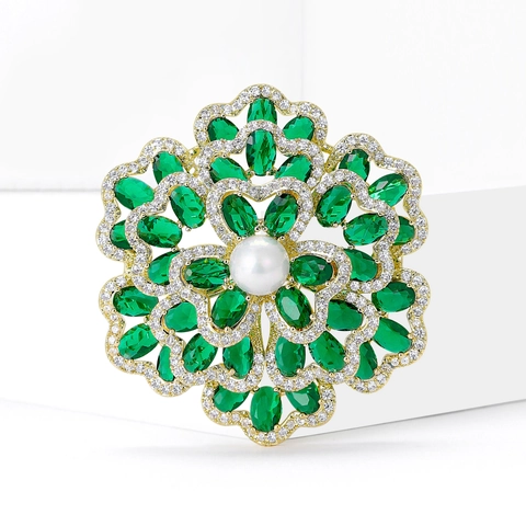 Luxury Zirconia Flower Brooch For Women Elegant Artificial Pearl Inlaid Copper Gold Plated Floral Pin For Wedding Banquet Party Accessories Jewelry