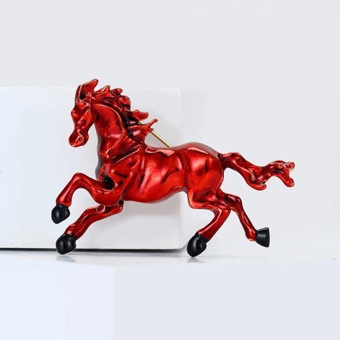 Fashion Creative Alloy Enamel Horse Brooch For Men Suit Cardigan Animal Lapel Pin Jewelry Accessory