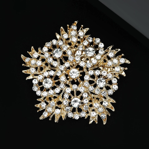 Elegante Spilla a Forma di Fiore di Neve in Lega con Strass per Donna Gioielli di Moda Vintage Placcati Oro Argento Spilla di Alta Qualità