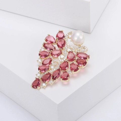 Elegante Spilla a Forma di Fiore Vintage per Donna in Rame Con Strass e Perla Artificiale Intarsiati Spilla Floreale per Banchetti e Feste