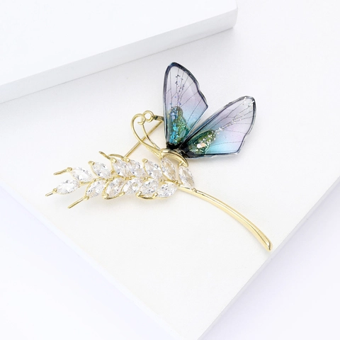 Elegante Broche de Mariposa y Espiga de Trigo para Mujer Moda Micro Pavé Zirconia Cobre Corsage de Alta Calidad Accesorios Joyería