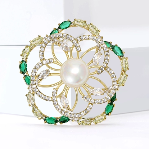 Mode Kupfer Zirkonia Blume Brosche Für Damen Exquisite Künstliche Perle Florale Korsage Pin Für Anzug Kleid Zubehör