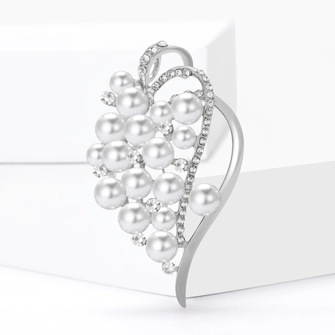Koreaanse Stijl Elegante Legering Hart Parel Broche Mode Strass Ingelegde Sieraden Voor Vrouwen Anti-blootstelling Gesp