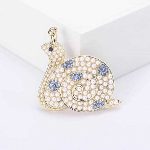 Vintage Cute Snail Shape Brooch Alloy Artificial Pearl Rhinestone Animal Pin For Women Fashion Jewelry Accessory