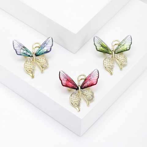 Elegante Legering Strass Vlinder Broche Voor Vrouwen Mode Gradiënt Opengewerkt Insect Pin Voor Jas Pak Jurk Accessoires
