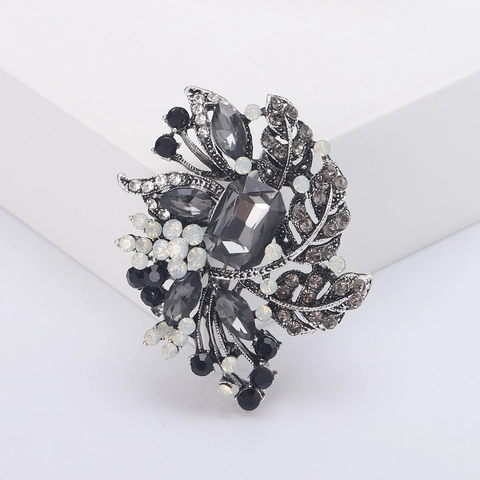 Vintage Legierung Strass Blume Brosche Für Damen Hochwertige Retro Kristall Glas Blumen Blatt Pin Für Kleidung Dekoration Hochzeit Party Schmuck