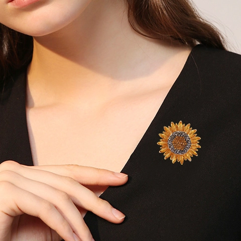 Elegante Spilla a Girasole in Lega Smaltata Con Intarsio in Strass Oro Stile Pastorale Fiore Spilla da Bavero per Accessori Vestiti Donna