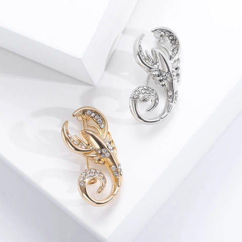 Fashion Alloy Scorpion Brooch For Women Sparkling Rhinestone Inlaid Animal Breastpin Unique Party Jewelry Accessory