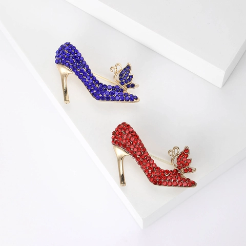 Elegant Alloy Rhinestone High Heel Shape Brooch For Women Gold Plated Inlaid Crystal Dress Pin Jewelry Gifts