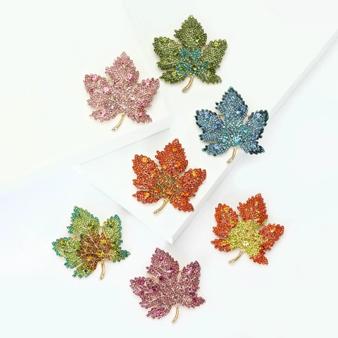 Elegant Maple Leaf Brooch Luxurious Rhinestone Inlaid Alloy Corsage Anti-exposure Pin For Women Suit Accessories Fashion Jewelry