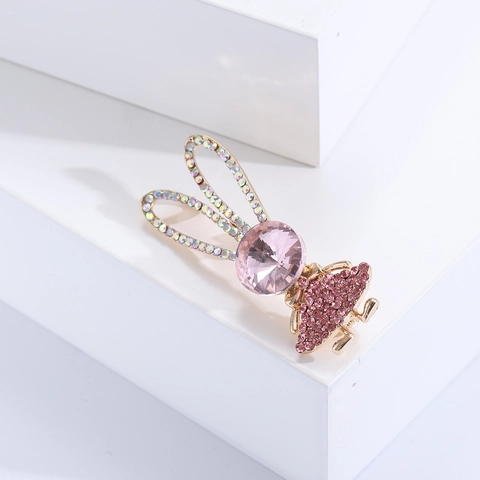 Cute Rabbit Alloy Brooch With Pink Rhinestone Decoration Artificial Crystal Fashion Anti-exposure Lapel Pin Jewelry For Women