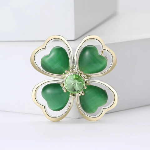 Eleganter Goldplattierte Legierung Grüner Katzenaugenstein Vierblättriges Kleeblatt Brosche Strass Herzform Schmuck Pin Für Damen Kleider Accessoire