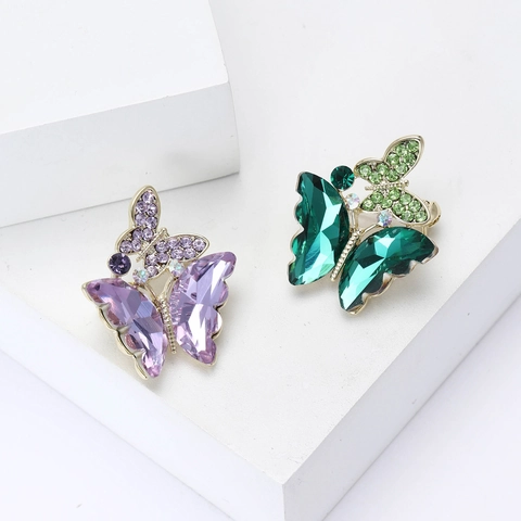 Lussuosa Spilla a Farfalla in Lega con Strass per Donna Scintillante Spilla da Petto a Insetto Gioielli di Moda Regalo