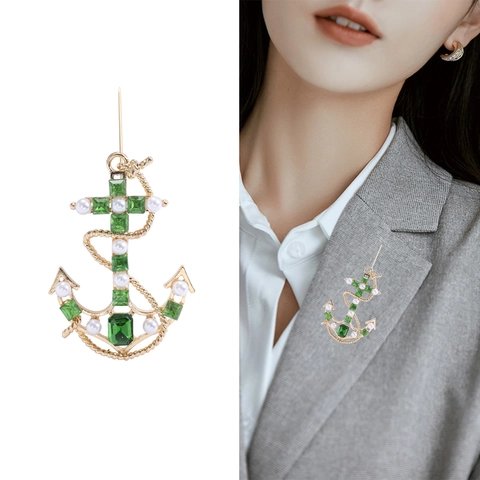Vintage Alloy Nautical Anchor Brooches For Women Rhinestone Artificial Pearl Inlaid Anchor Breastpin Daily Party Jewelry Gift