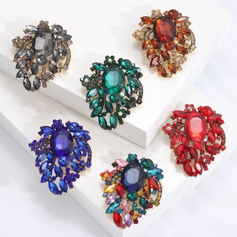 Spilla a Fiore in Lega di Strass Vintage di Lusso Effetto Cristallo Spilla Floreale da Donna Accessori per Abbigliamento da Banchetto di Alta Qualità