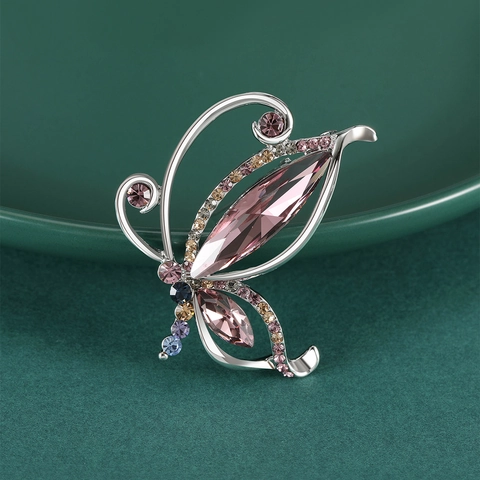 Elegante Legering Strass Vlinder Broche Voor Vrouwen Luxe Kristal Insect Reversspeld Voor Pak Jas Feest Sieraden Cadeau