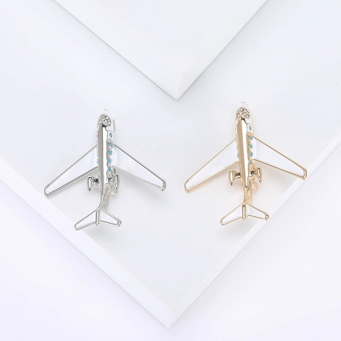 Creative Airplane Shape Enamel Brooch For Men Women Alloy Rhinestone Inlaid Fashion Suit Accessory Lapel Pin Jewelry