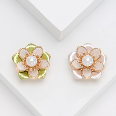 Elegante Spilla a Forma di Fiore di Camelia per Donna Spilla in Lega di Camelia Smaltata Con Perla Artificiale Gioielli di Moda