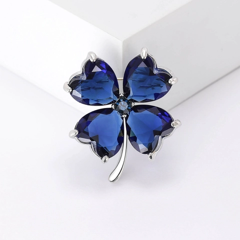 Elegant Alloy Rhinestone Four Leaf Clover Brooch For Women Fashion Heart Cut Crystal Brooch Pin Wedding Party Dress Accessories Jewelry