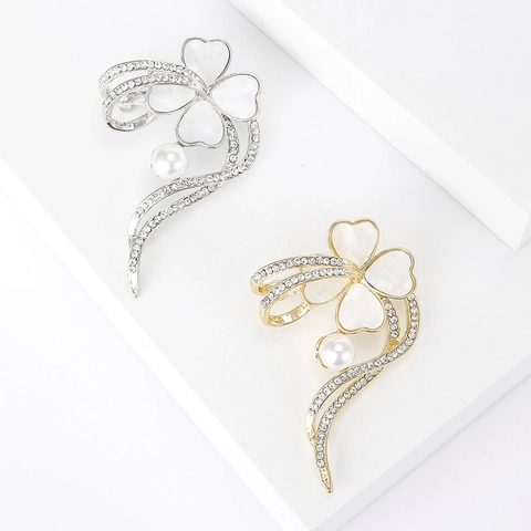 Elegante Legierung Vierblättriges Kleeblatt Brosche Mit Künstlicher Perle Strass Eingelegt Modische Blumen Anstecknadel Für Damen
