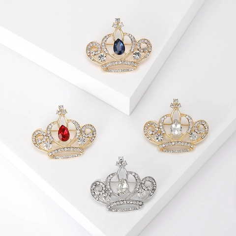 Elegante Spilla a Corona in Lega con Strass per Donna Accessorio per Abito da Completo di Moda con Design a Stella Croce