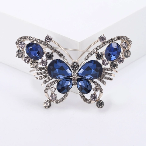 Luxe Legering Schmetterling Brosche Met Strass Voor Vrouwen Vintage Vlindervormige Kristallen Reversspeld Accessoires Voor Dagelijks Feest Bruiloft