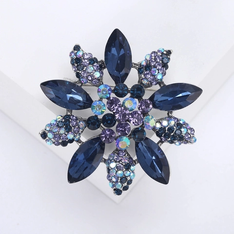Elegante Legierung Strass Blume Brosche Für Damen Mode Funkelnde Florale Brosche Pin Für Kleidung Dekoration Zubehör