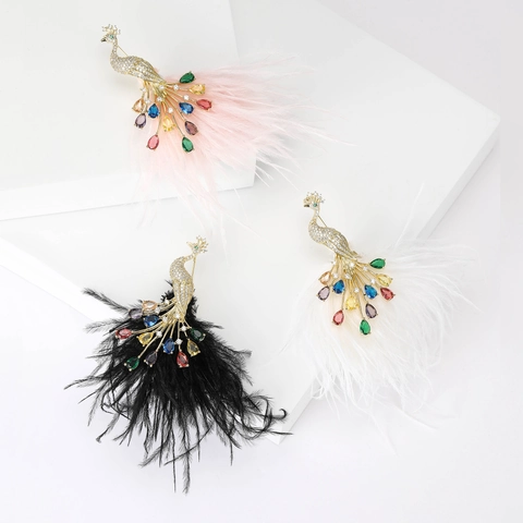 Spilla Pavone in Lega Vintage Con Strass e Dettaglio Piuma Spilla Animale Con Gemme Colorate per Donna Gioielli per Cappotto